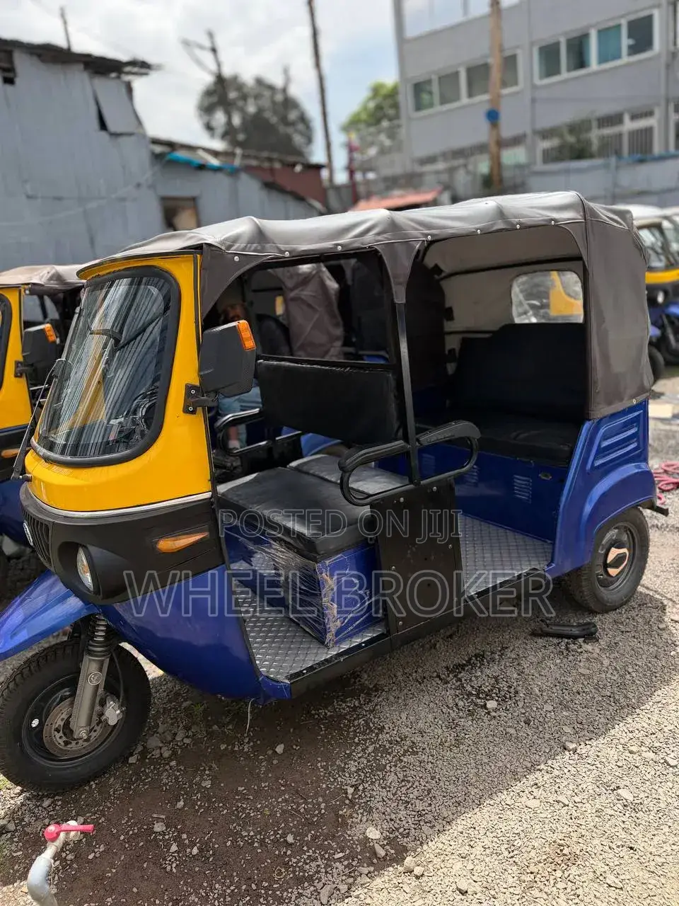 New Bajaj 2023 Black