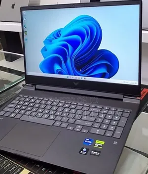 New Laptop HP Victus 15 16GB Intel Core i7 SSD 1T