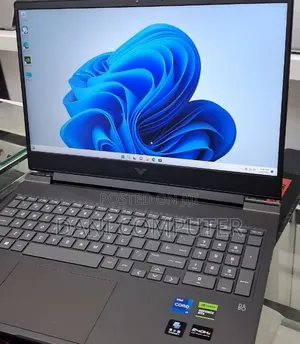 New Laptop HP Victus 15 16GB Intel Core i7 SSD 1T