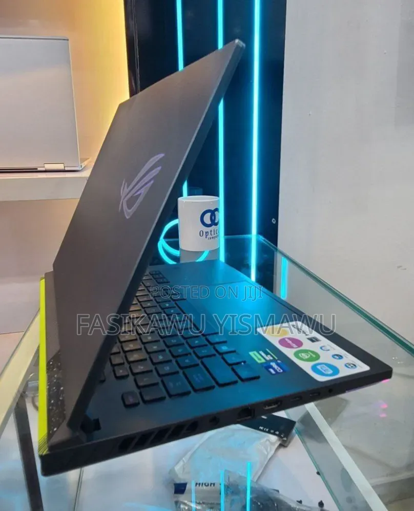New Laptop Asus ROG Strix G16 G614 16GB Intel Core i7 SSD 1T
