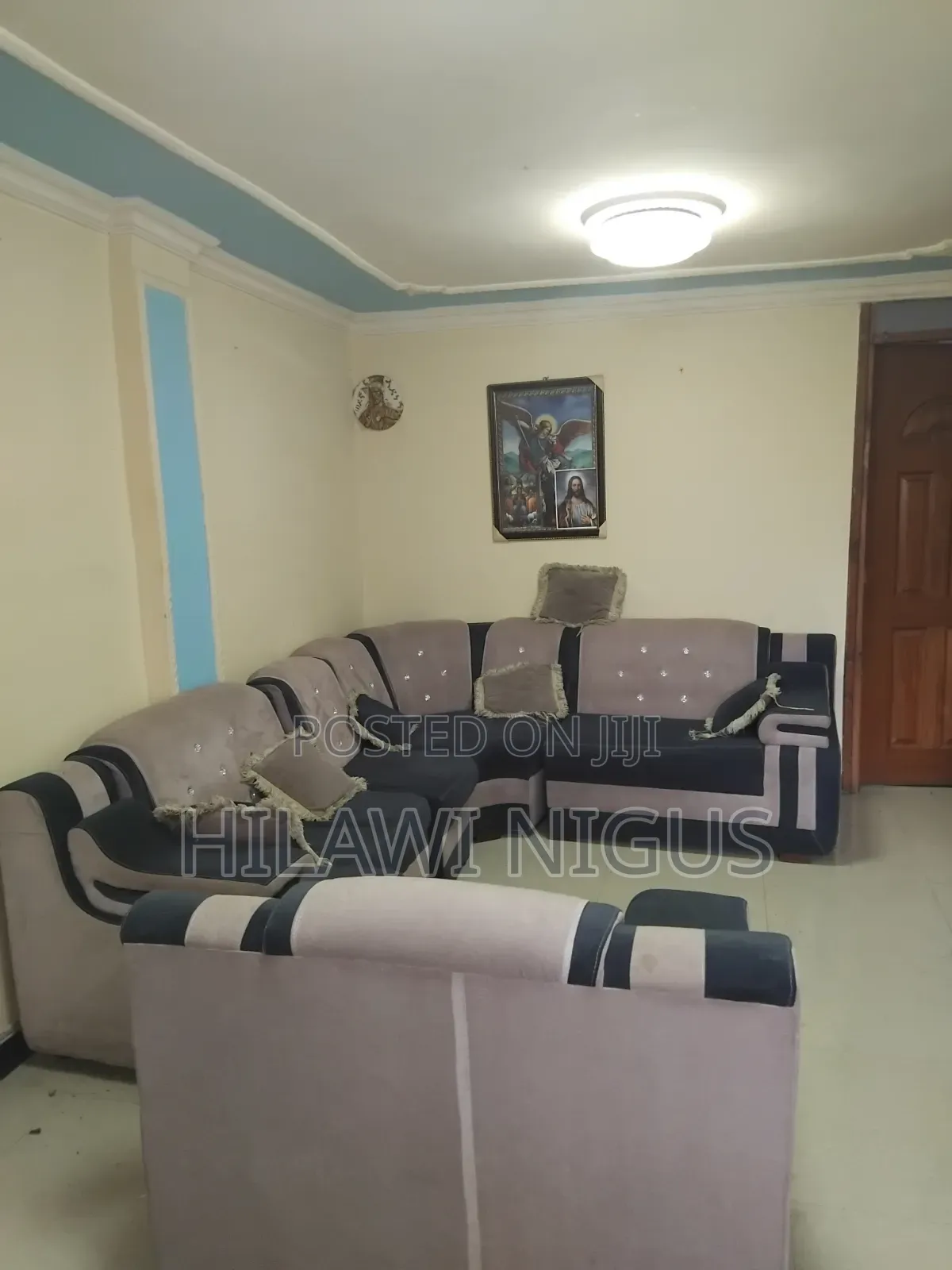 Sofa Used Alomost New