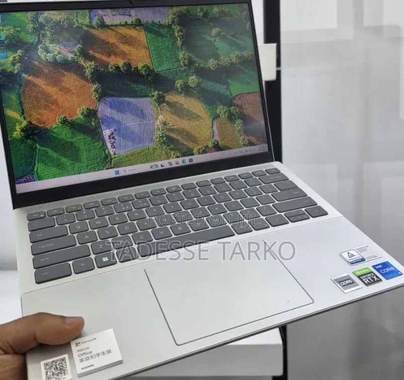 New Laptop Dell Inspiron 15 16GB Intel Core i5 SSD 512GB