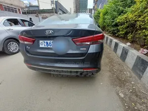 Kia K5 2016 Gray