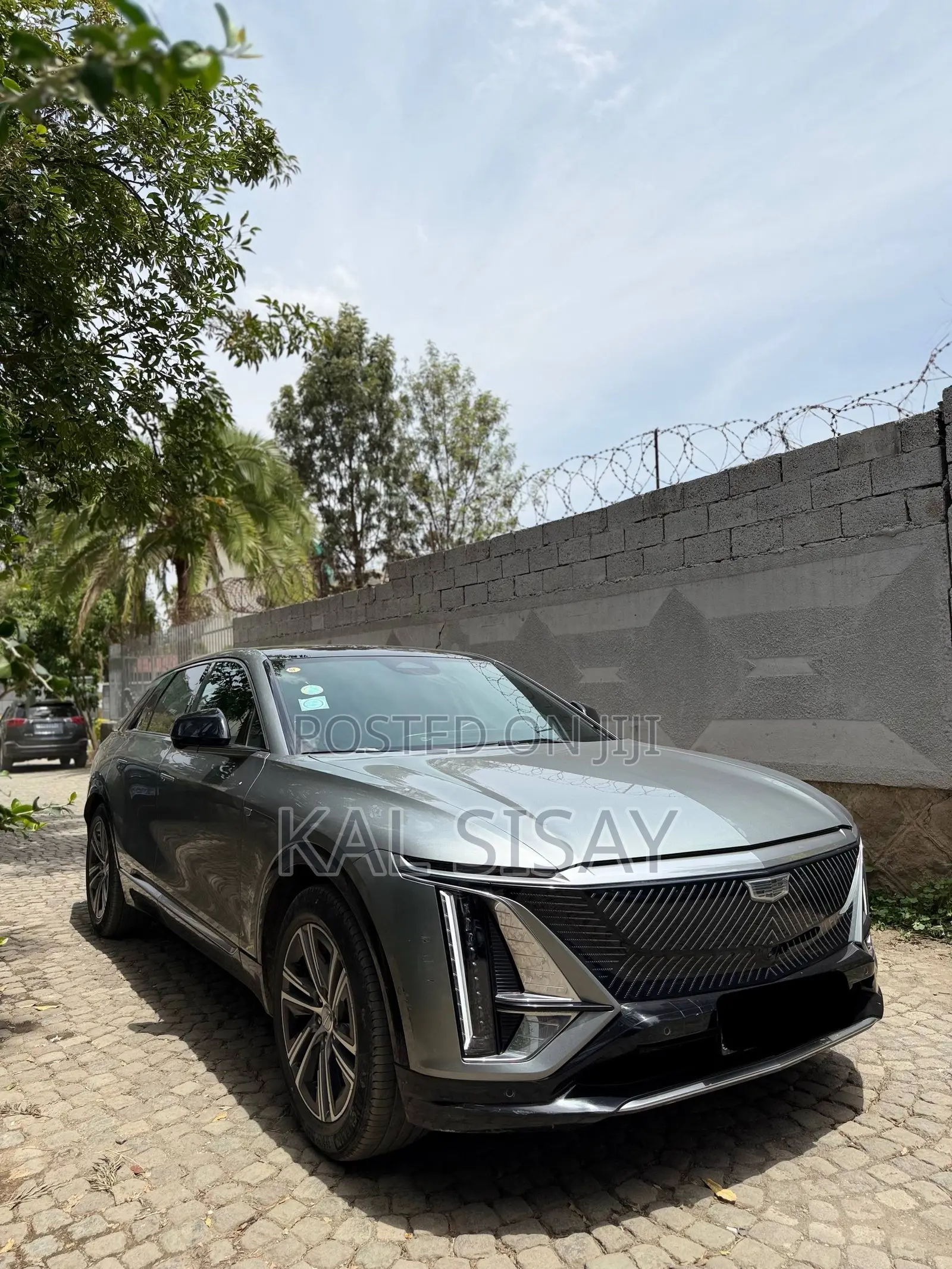 Cadillac Lyriq 2023 Silver