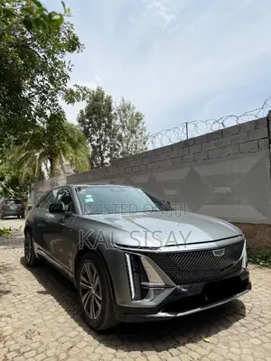 Cadillac Lyriq 2023 Silver