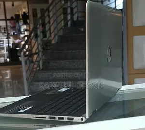 Laptop HP Pavilion 14 x360 2-in-1 4GB Intel Core i3 HDD 1T