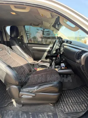 Toyota Hilux 2017 Silver