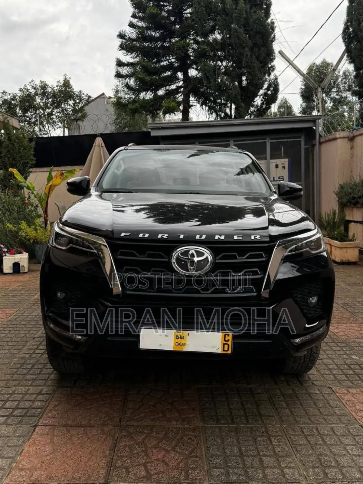 Toyota Fortuner 2022 Black