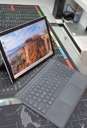 New Laptop Microsoft Surface Pro 7+ 16GB Intel Core i7 SSD 512GB