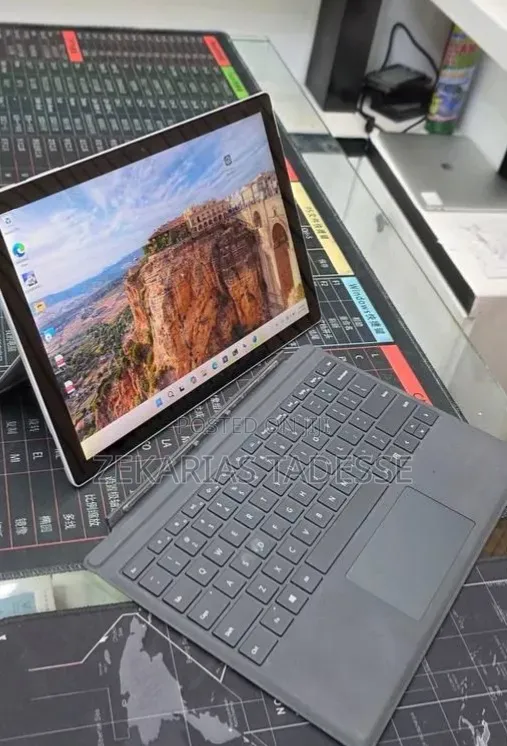 New Laptop Microsoft Surface Pro 7+ 16GB Intel Core i7 SSD 512GB