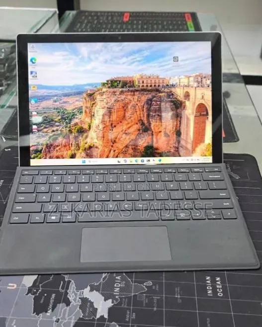 New Laptop Microsoft Surface Pro 7+ 16GB Intel Core i7 SSD 512GB