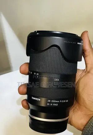 Tamron 28-200mm F2.8-5.6 Zoom Lens
