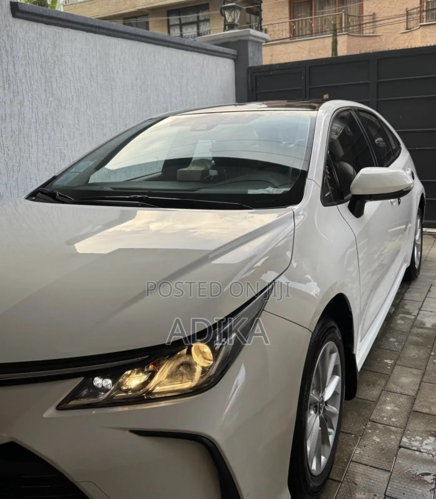 Toyota Corolla 2022 White