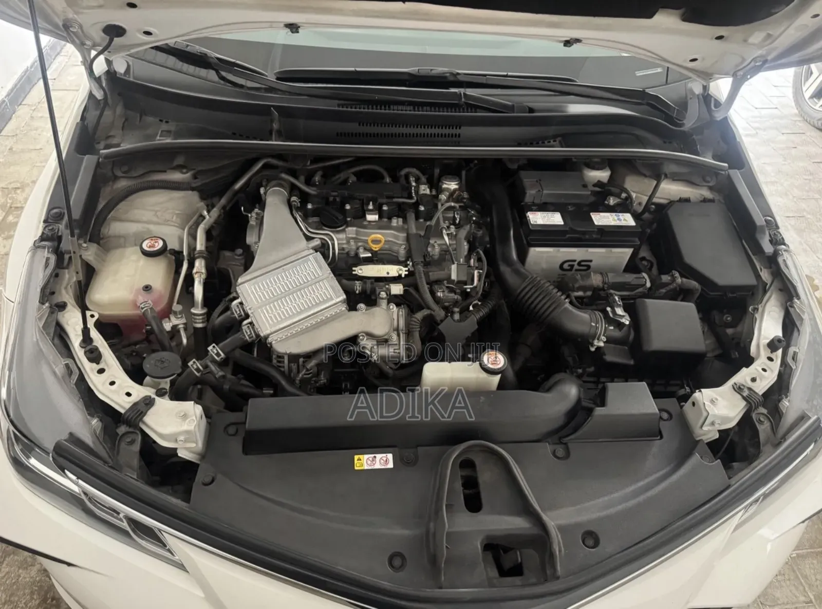 Toyota Corolla 2022 White