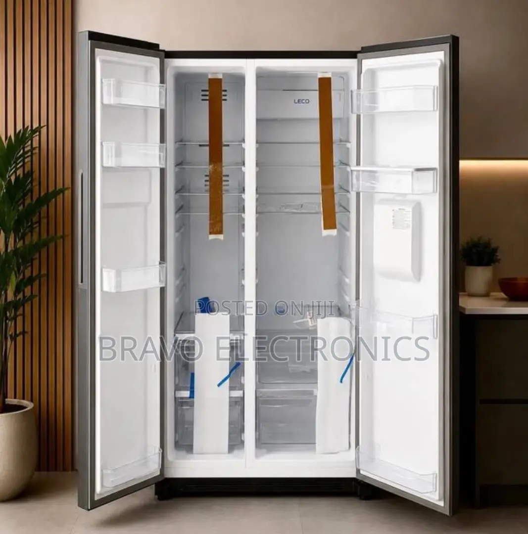 Akira 670l Side by Side Refrigerator With Water Dispenser