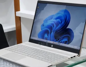 New Laptop HP Pavilion 15 8GB Intel Core i5 SSD 512GB
