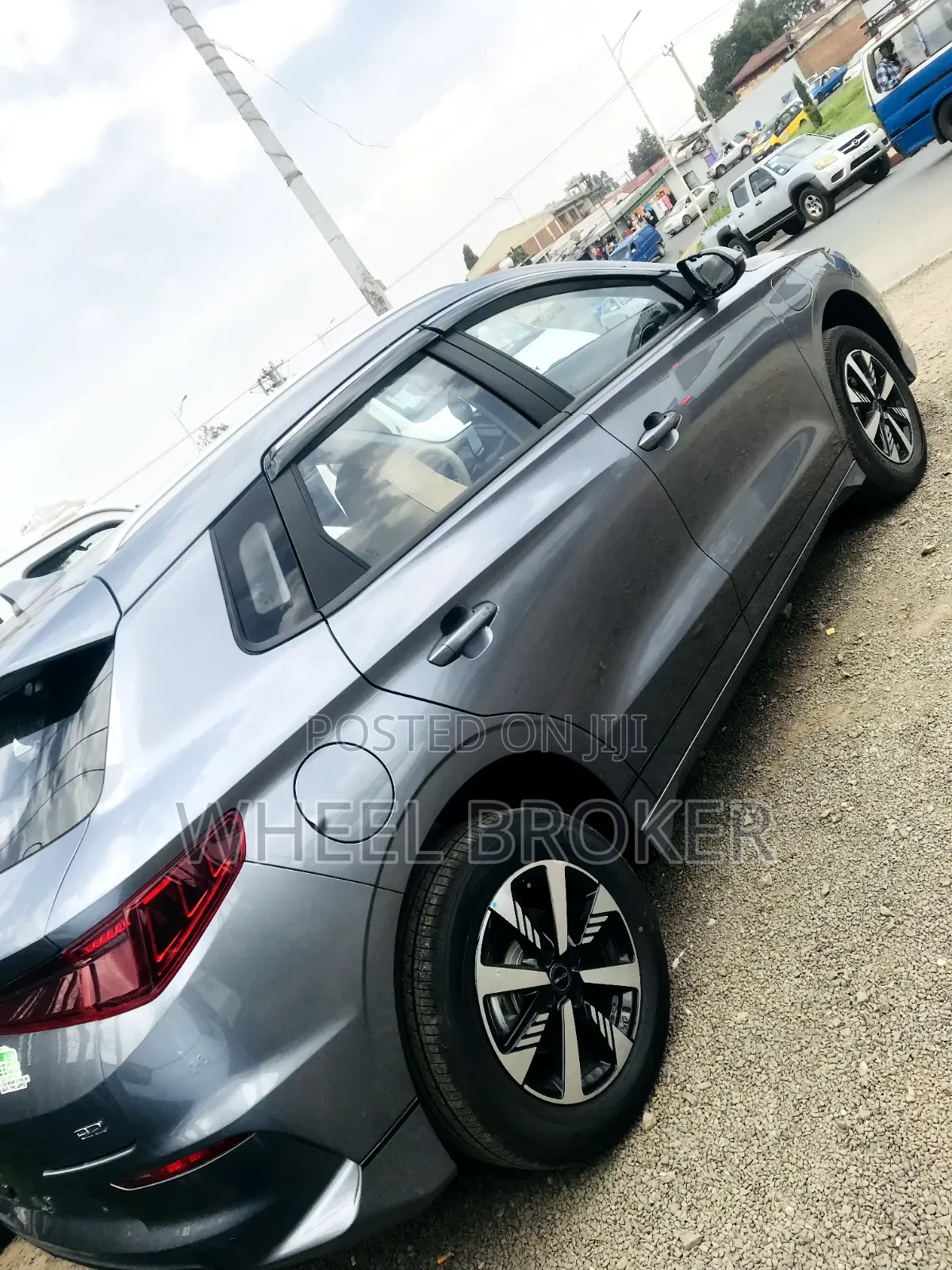 New BYD E2 43 kWh 94 hp FWD 2024 Blue