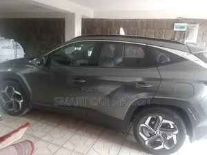 Hyundai Tucson 2022 Silver