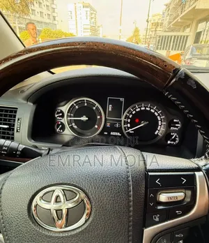 Toyota Land Cruiser 2020 White