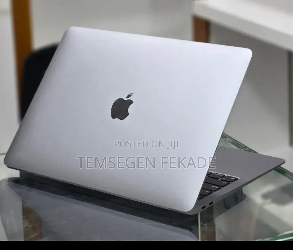New Laptop Apple MacBook Air 2020 M1 8GB Apple M1 SSD 256GB