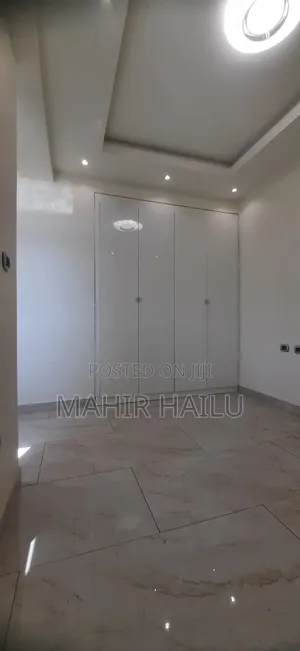 2bdrm Apartment in Real, Bole for rent