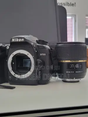 Nikon D7500