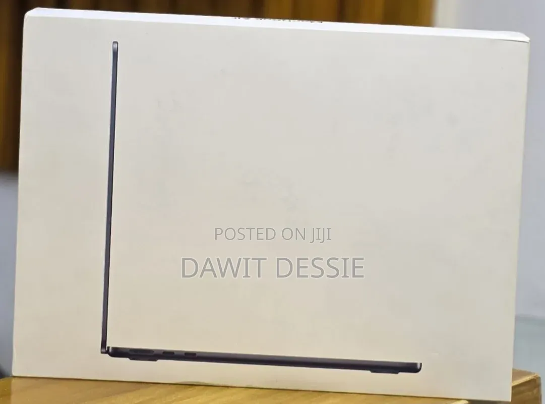 New Laptop Apple MacBook Air 2026 M5 13-inch 16GB Apple M5 SSD 512GB