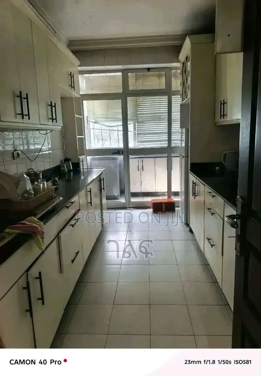 2bdrm Apartment in አያት ቦሌ በሻሌ ሰንሻይን, Bole for sale