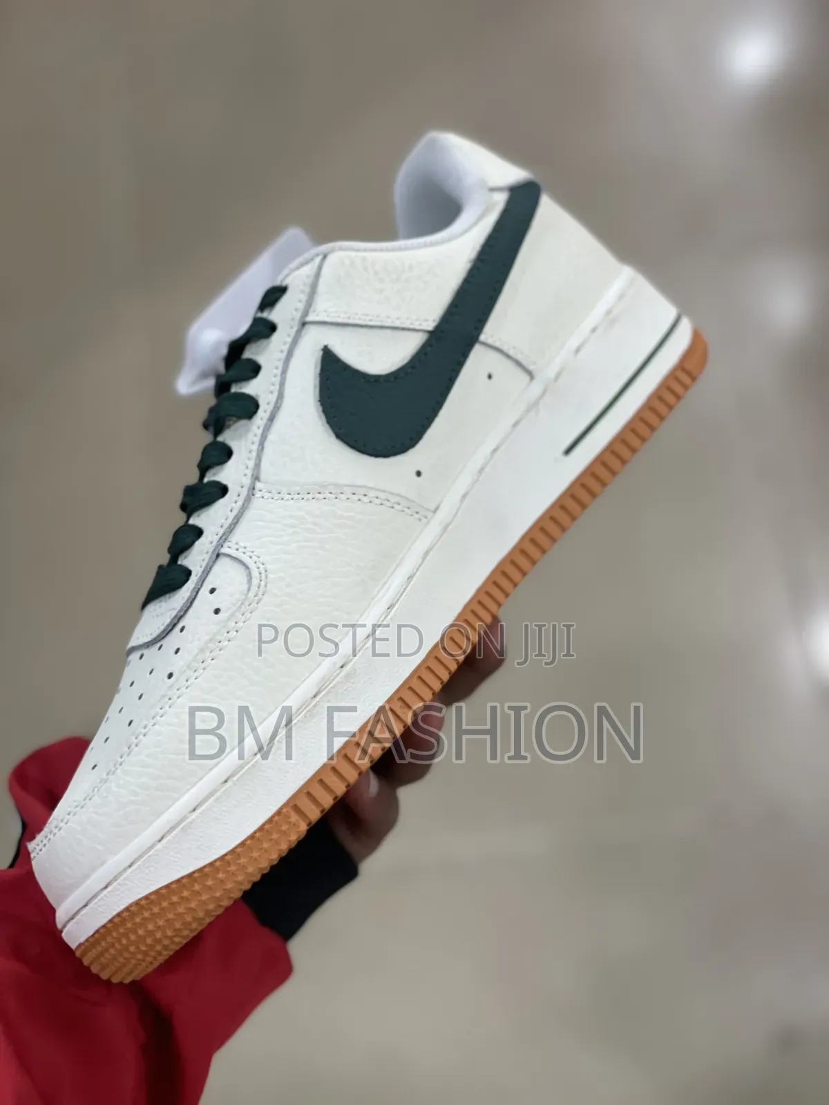 Essential Nike Air Force 1: Timeless Colorway