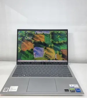 New Laptop Dell Inspiron 15 16GB Intel Core i5 SSD 512GB