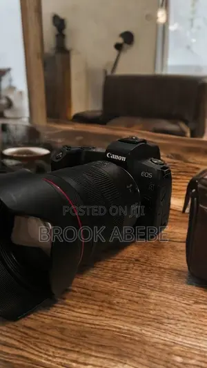 Canon Eos R W Rf24-105 Redring