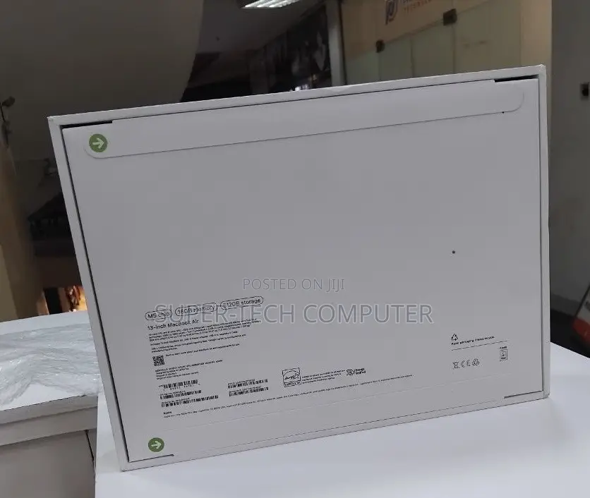 New Laptop Apple MacBook Air 2026 M5 13-inch 16GB Apple M5 SSD 512GB