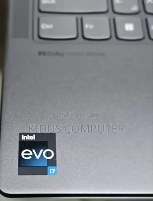 New Laptop Lenovo Yoga 7i 16GB Intel Core i7 SSD 512GB