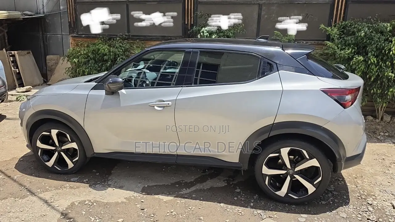 Nissan Juke 2022 Silver