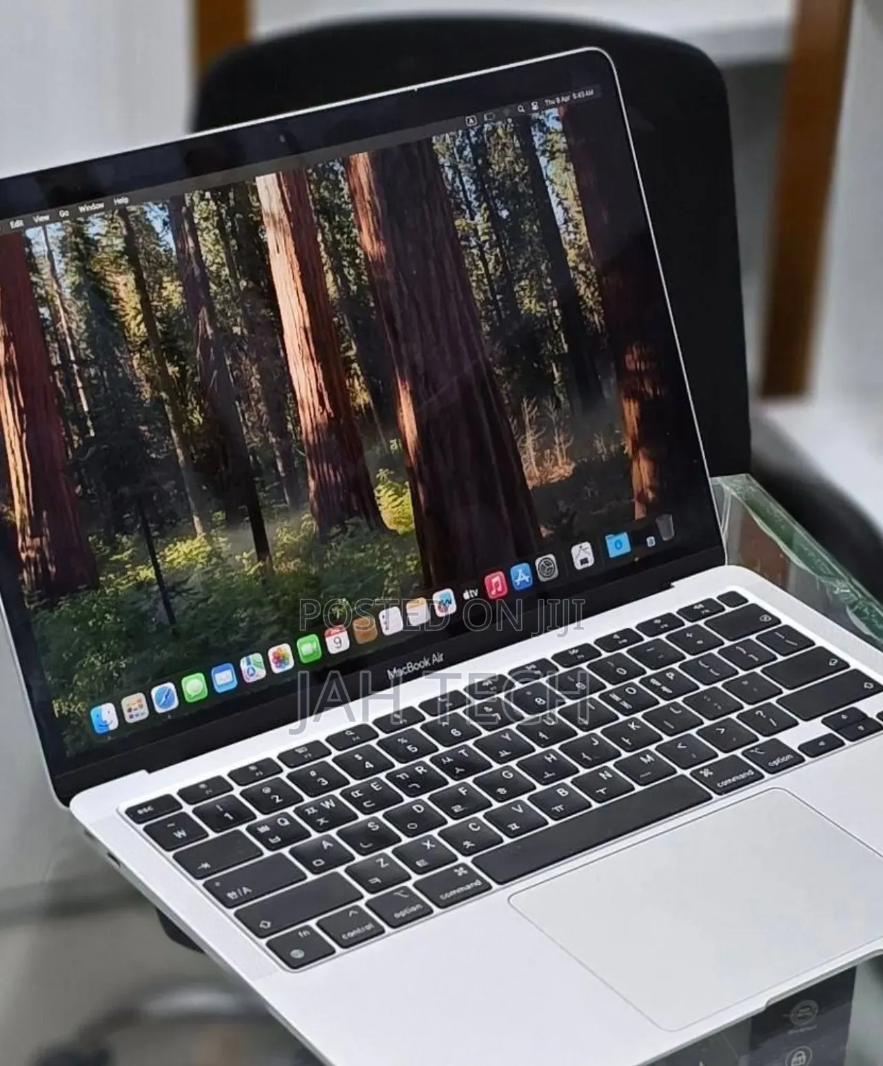 New Laptop Apple MacBook Air 2020 M1 8GB Apple M1 SSD 512GB