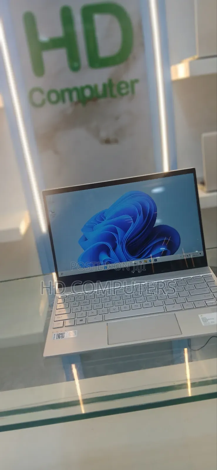 New Laptop HP Envy 14 8GB Intel Core i5 SSD 512GB