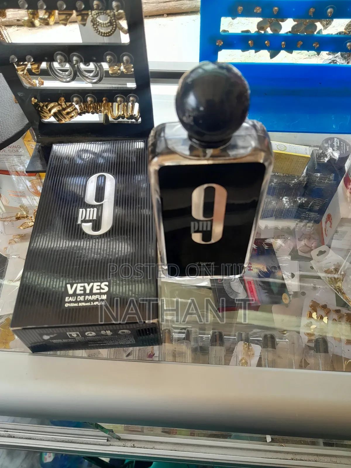 9 Pm Veyes Perfume
