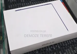 New Laptop Apple MacBook Air 2016 16GB Apple M5 SSD 512GB