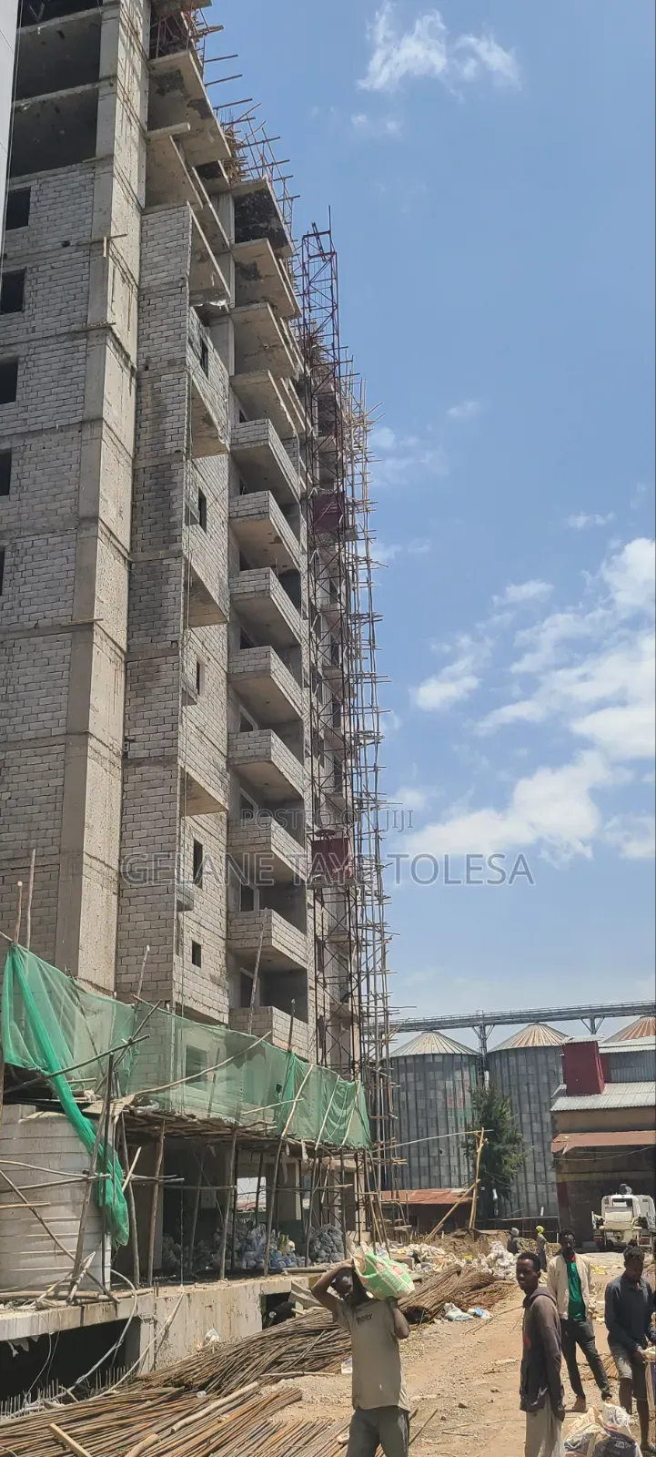 4bdrm Apartment in Bole for sale