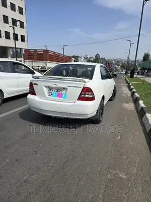 Toyota Corolla 2003 White