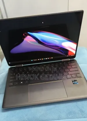 New Laptop HP Spectre 16GB Intel Core i7 SSD 1T