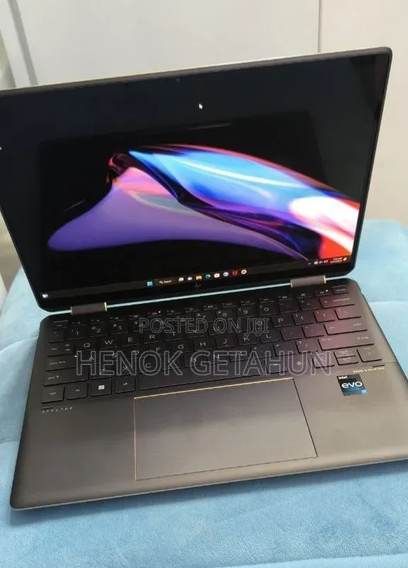 New Laptop HP Spectre 16GB Intel Core i7 SSD 1T