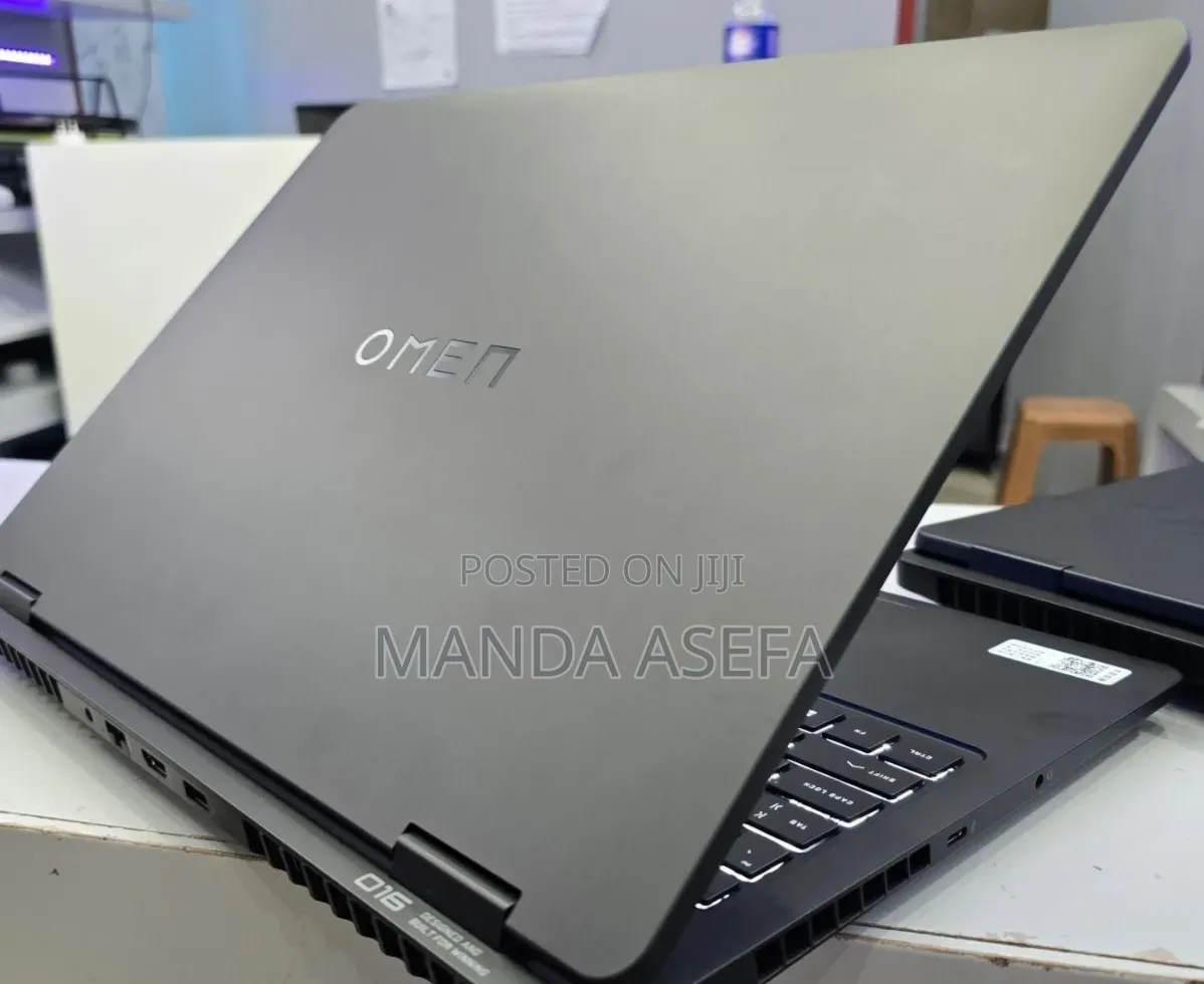 New Laptop HP Omen 16 16GB Intel Core i7 SSD 1T