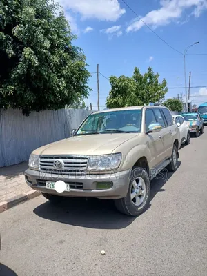 Toyota Land Cruiser 2007 Gold