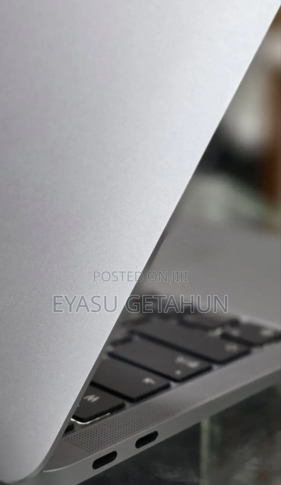New Laptop Apple MacBook Air 2020 M1 8GB Apple M1 SSD 256GB