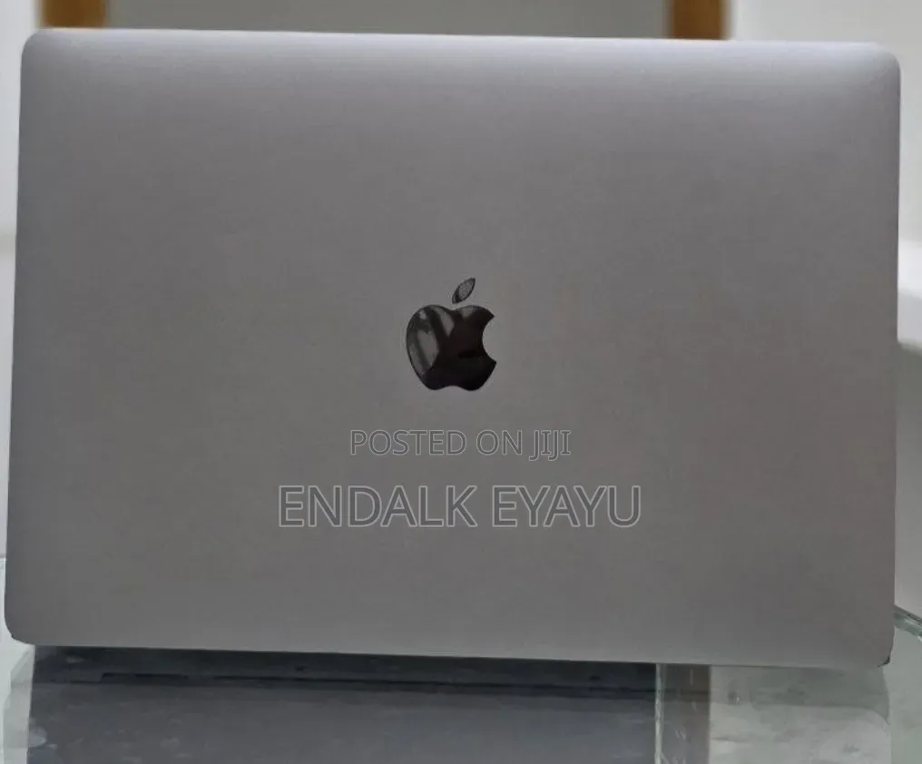 New Laptop Apple MacBook Air 2020 M1 8GB Apple M1 SSD 256GB