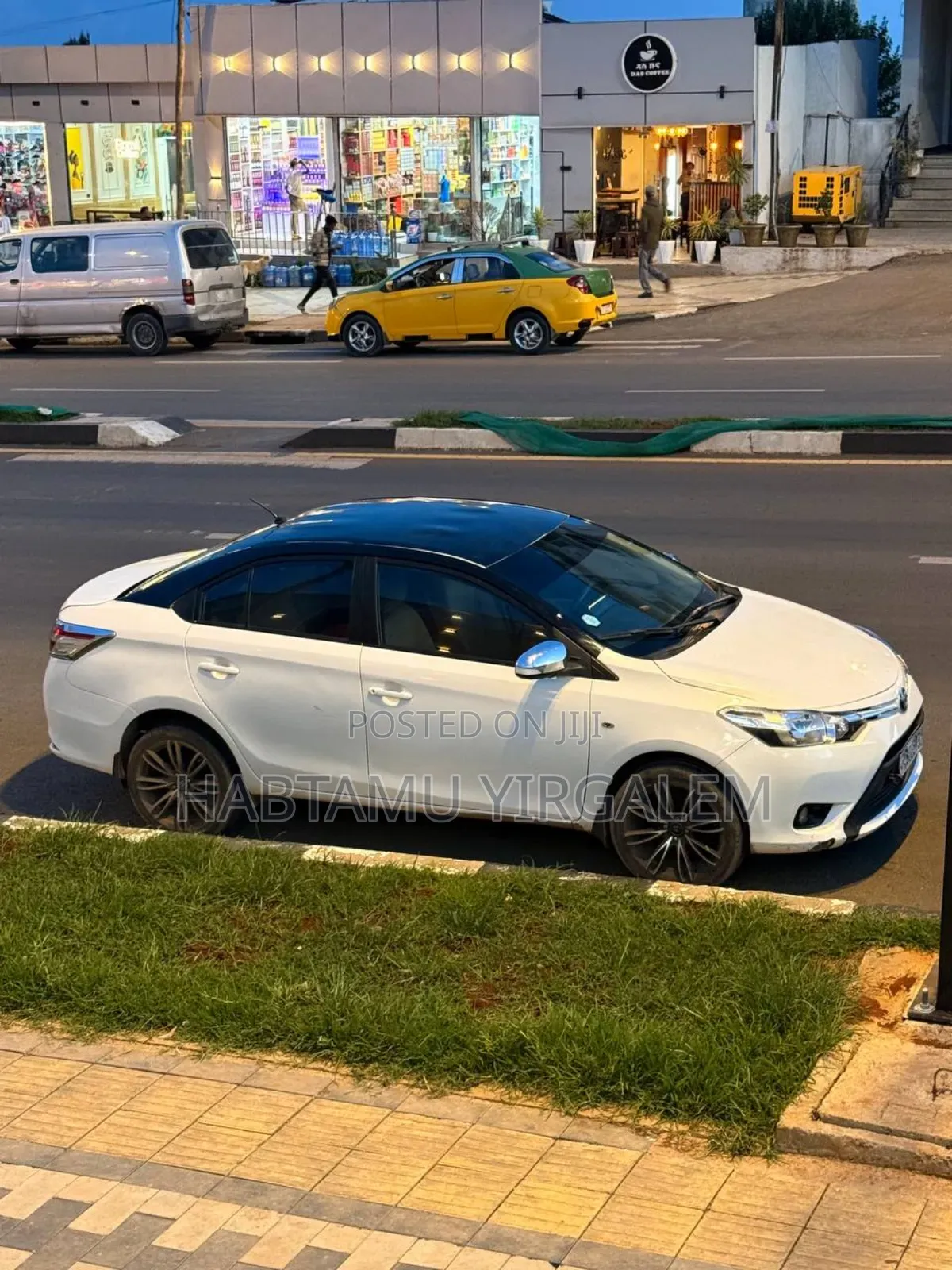 Toyota Yaris 2014 White