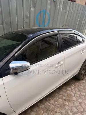 Toyota Yaris 2014 White