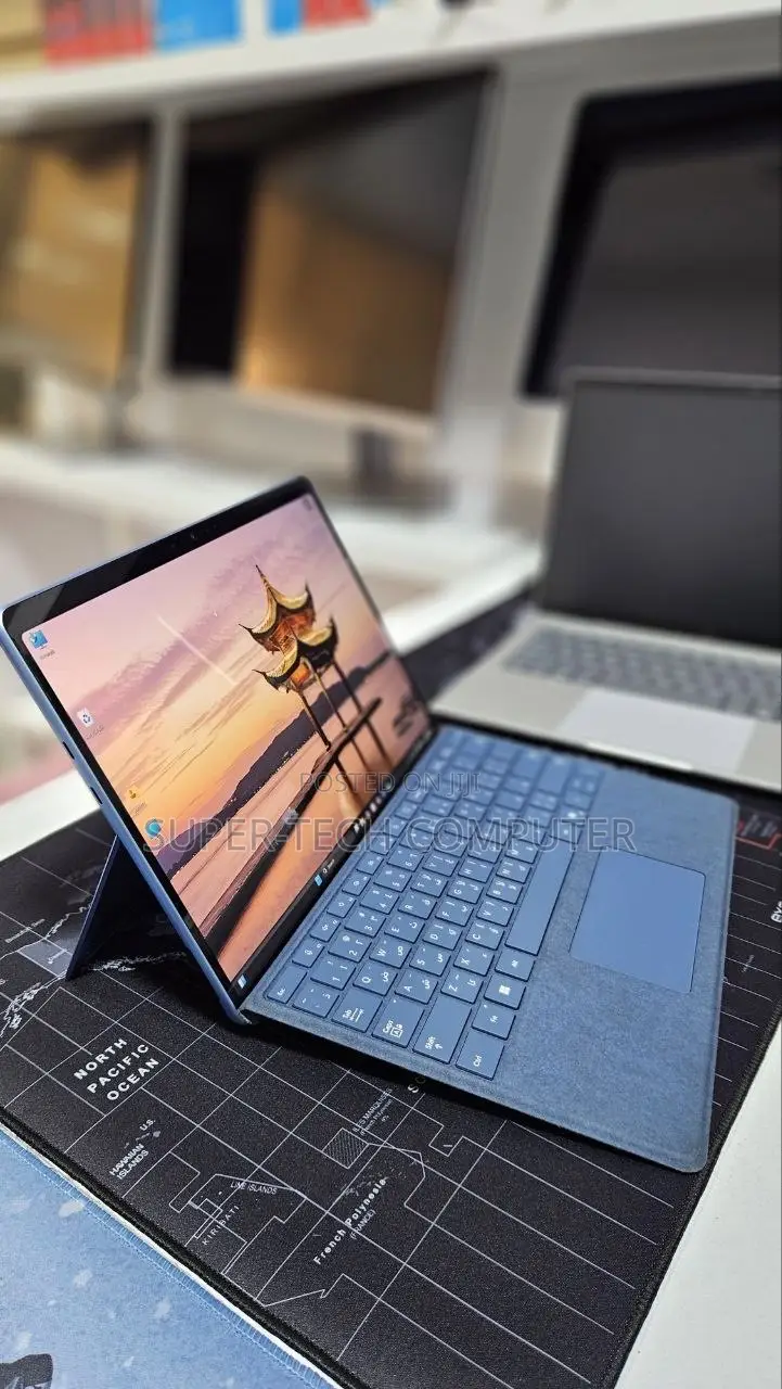 New Microsoft Surface Pro 11th Edition, a Copilot+ PC 16GB SSD 512GB