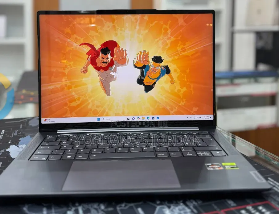 New Laptop Lenovo Yoga 7i 32GB AMD Ryzen 7 SSD 512GB